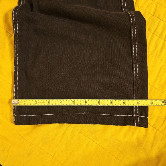 really baggy fashion nova jeans. - Picture 8 of 16